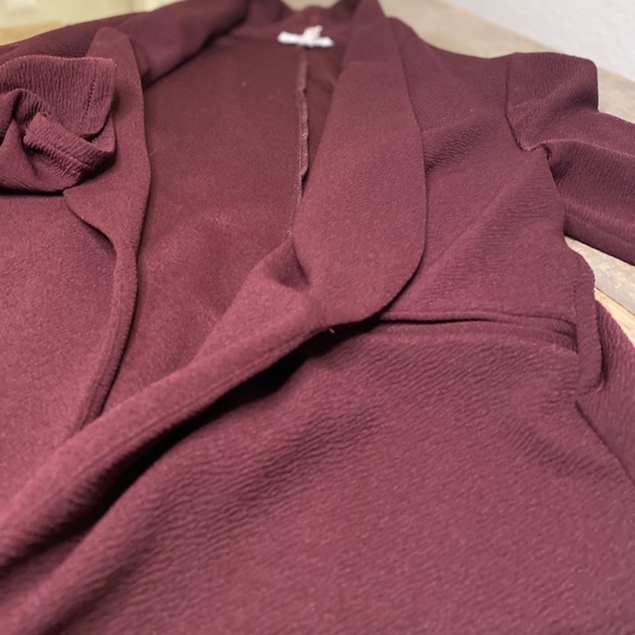 Maroon Blazer - Picture 5 of 5
